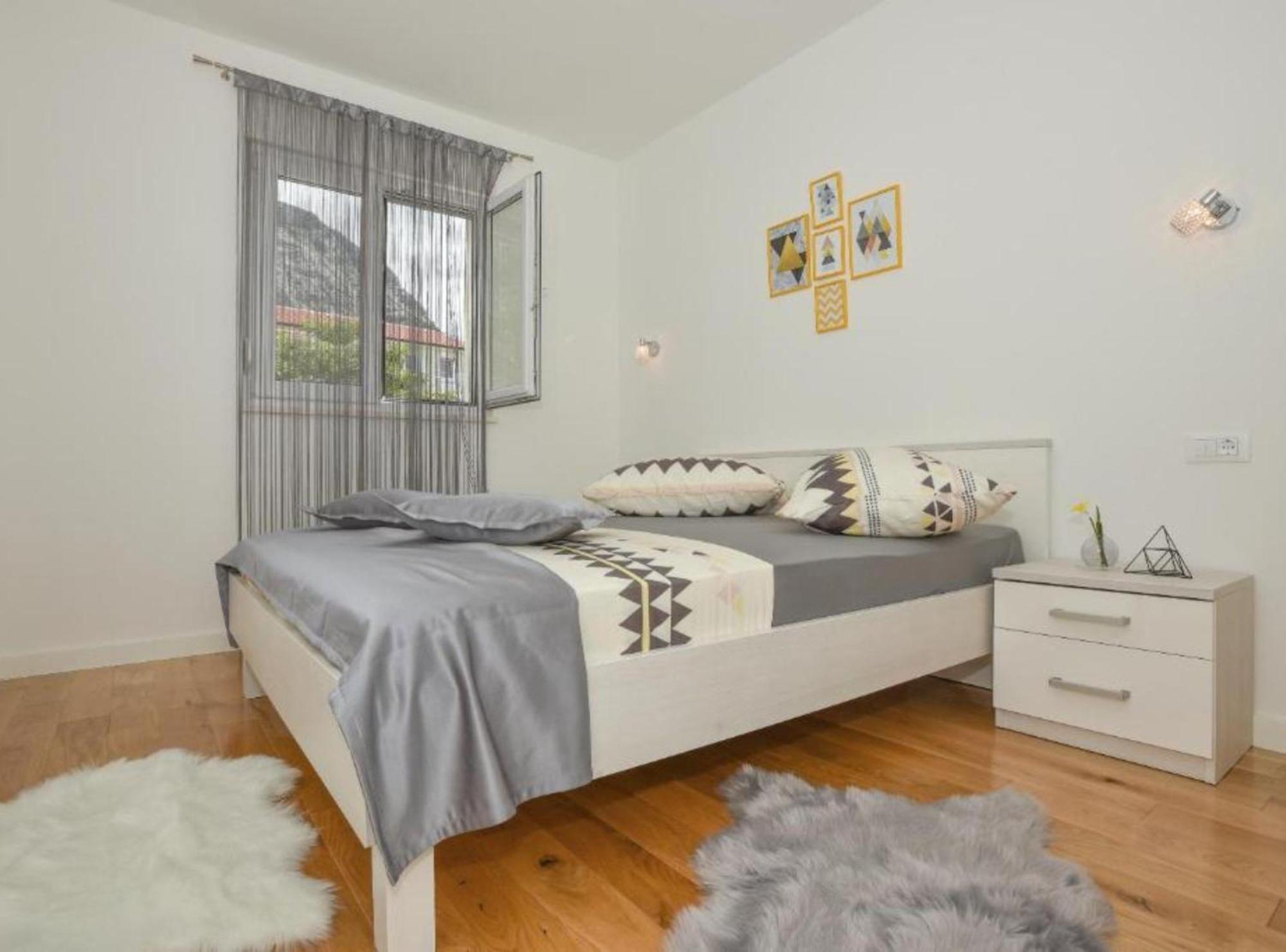 Appartement Hani 1 *